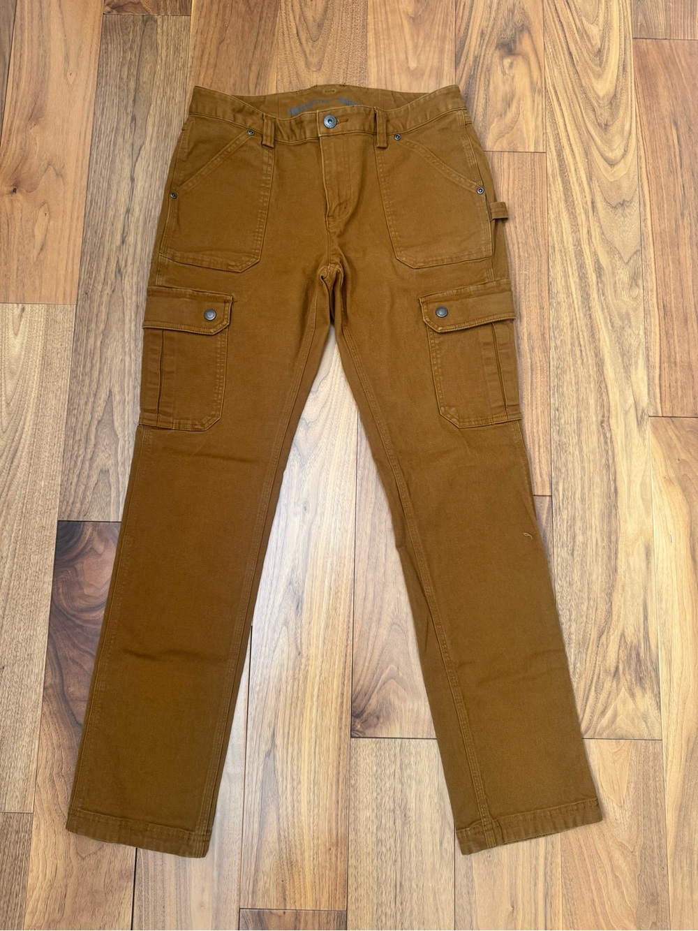 Duluth Women's Fire Hose Flex Cargo Pants in Dark Camel 6x31